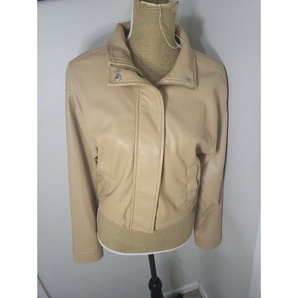 ♤Hostpick♤ Abercrombie Cropped Bomber Jacket Camel Color Size M Vegan Leather - Picture 8 of 16